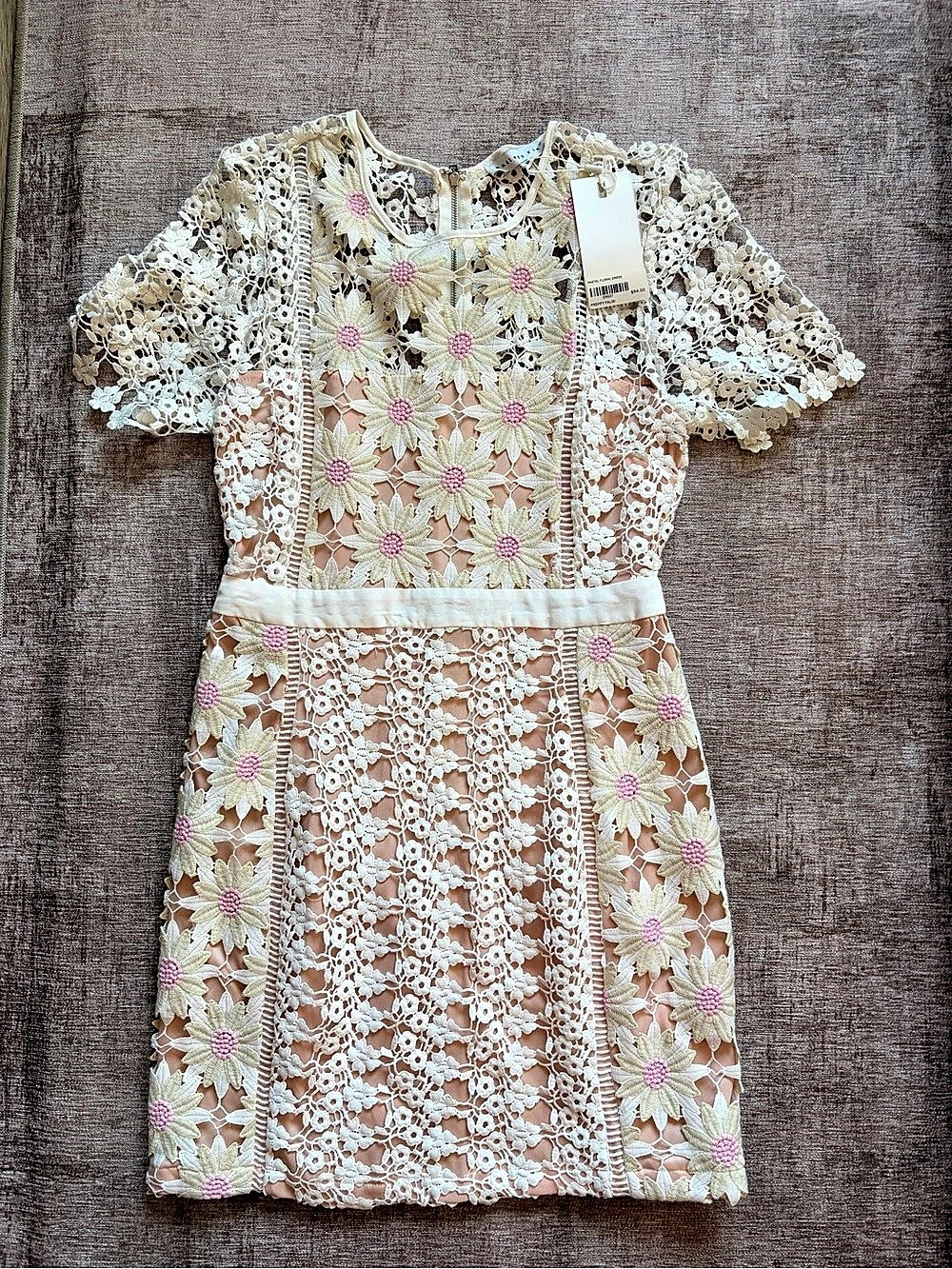 Endless Rose Pastel Floral Lace Mini Dress in Pink & White Size Medium NWT